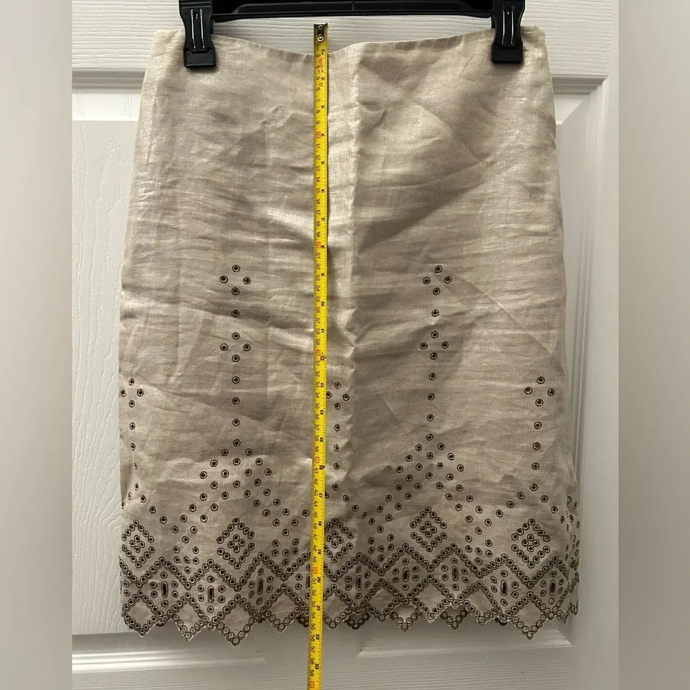 ! Tory Burch women's pencil skirt size 4 light shimmer zip back linen